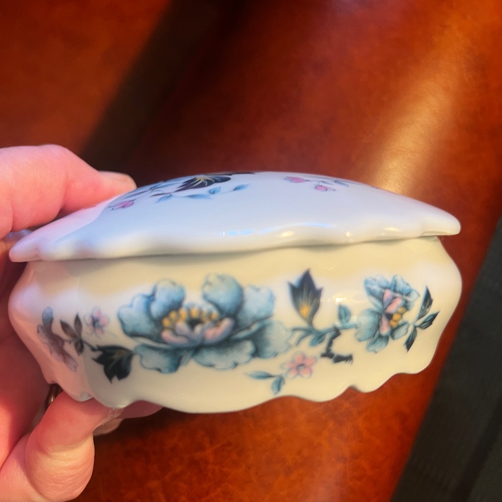 Antique Rochard Limoges Box